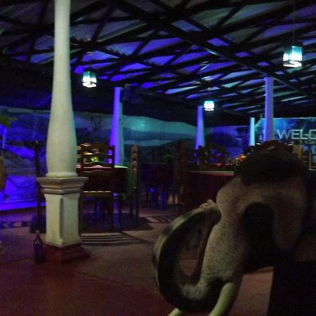 Heritage Walawa Resort Udawalawe Buitenkant foto